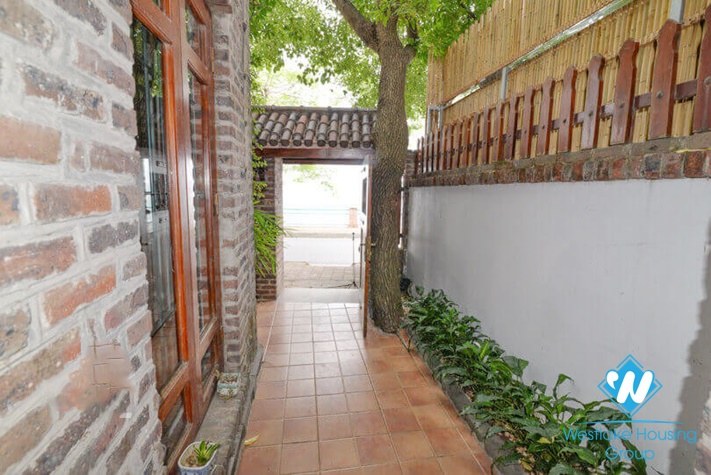 Lakeside mansion with incredible lakeview and rooftop terrace