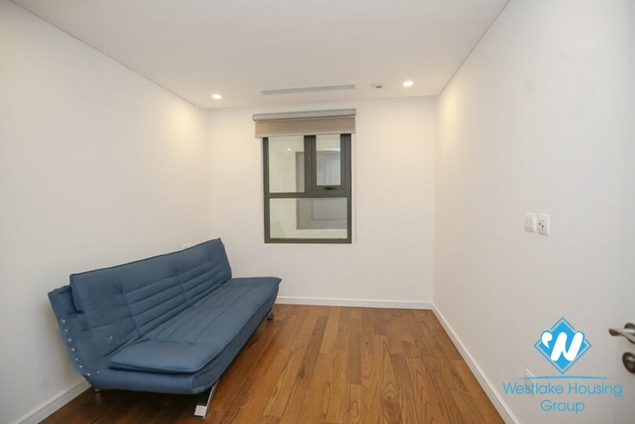 Modern apartment for rent in Tower B, D'Le Roi Solie Building, Xuan Dieu st, Tay Ho District 