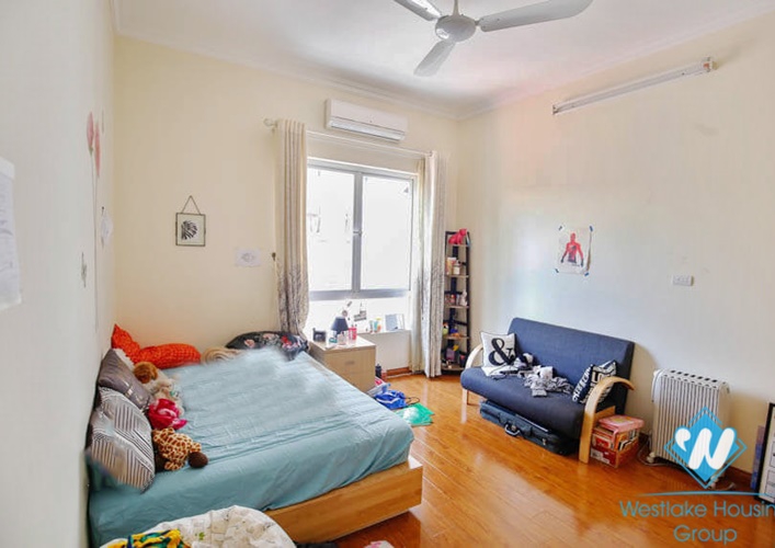 A lovely five bedrooms house for rent in Tay Ho area