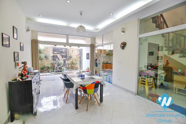 A lovely five bedrooms house for rent in Tay Ho area
