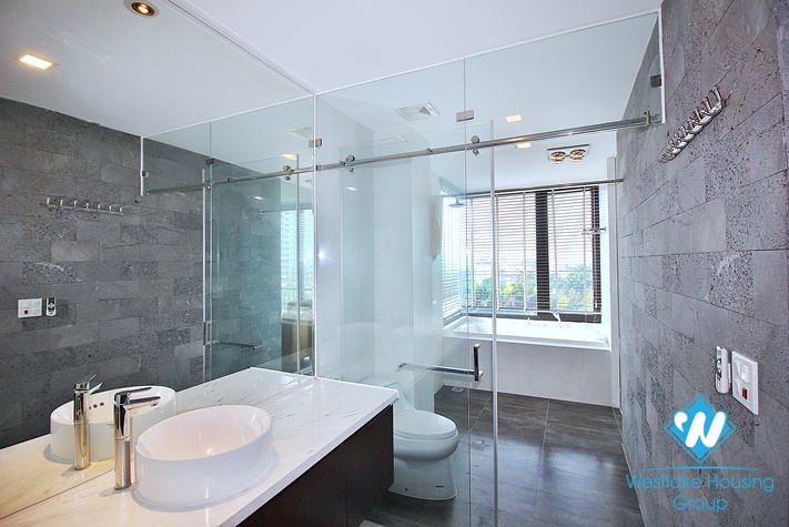 04 bedrooms apartment in alley 12 Dang Thai Mai st, Tay Ho District for rent