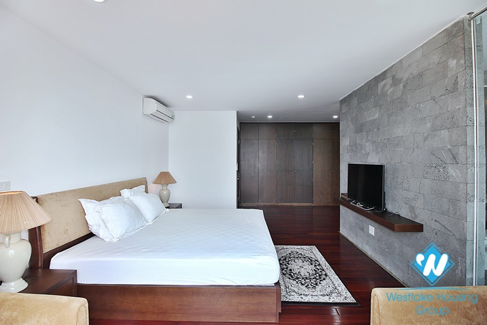 04 bedrooms apartment in alley 12 Dang Thai Mai st, Tay Ho District for rent