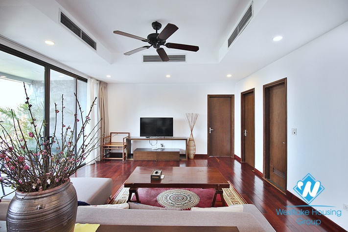 04 bedrooms apartment in alley 12 Dang Thai Mai st, Tay Ho District for rent