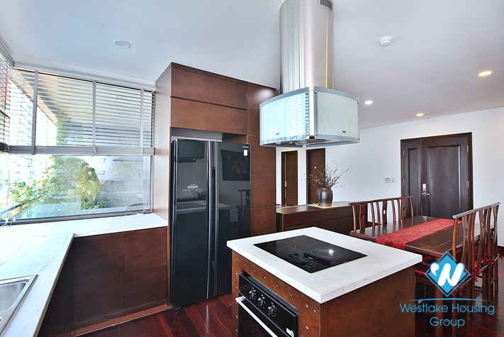 04 bedrooms apartment in alley 12 Dang Thai Mai st, Tay Ho District for rent