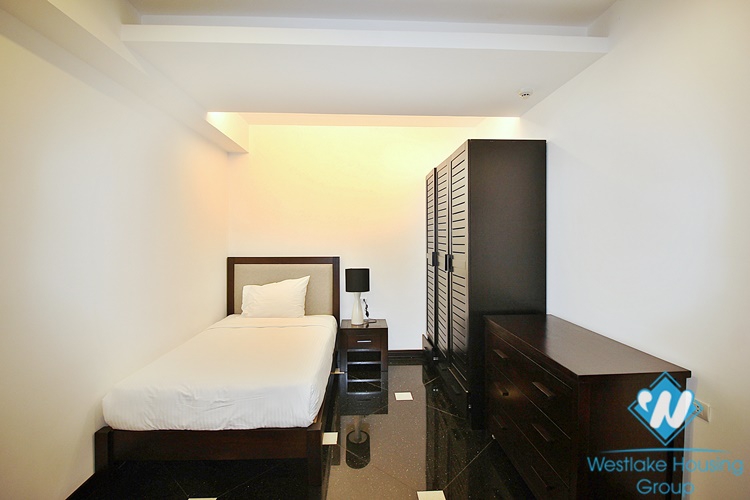Luxurious 3 beds apartment for rent in Dang Thai Mai street, Tay Ho