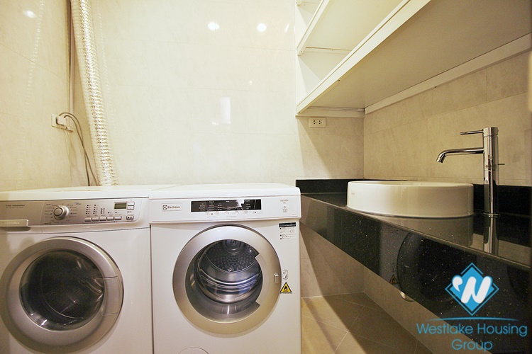 Luxurious 3 beds apartment for rent in Dang Thai Mai street, Tay Ho