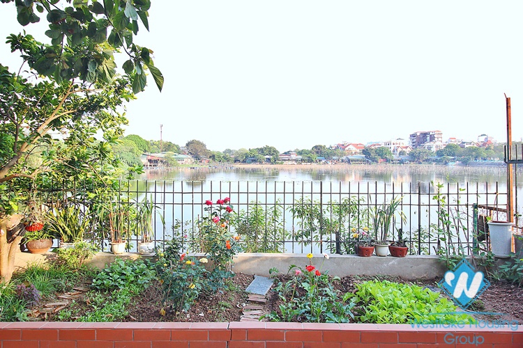 Garden house with lake view for rent in Dang Thai Mai st, Tay Ho