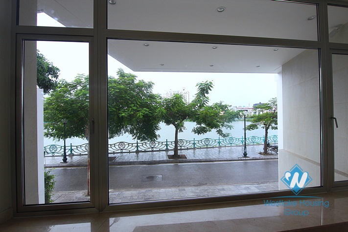 A spacious office for rent in Tay Ho