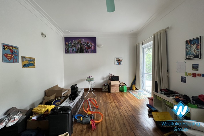 Swimming pool house for rent in Xom Chua, Dang Thai Mai, Tay Ho