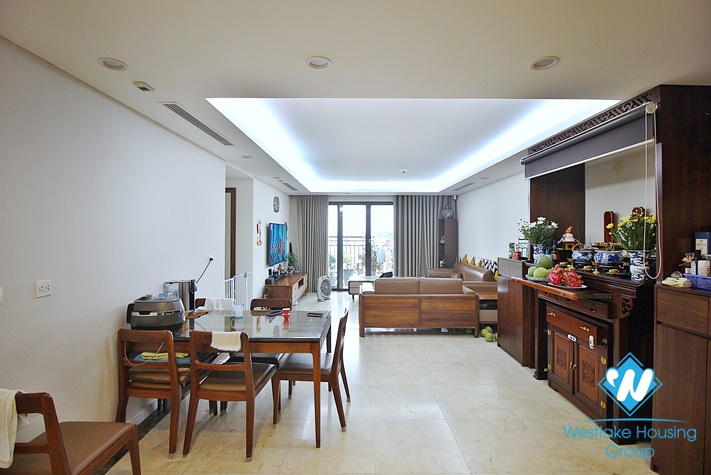 146sqm 3 beds apartment for rent in D'Leroi Soleil buidling, Xuan Dieu, Tay Ho
