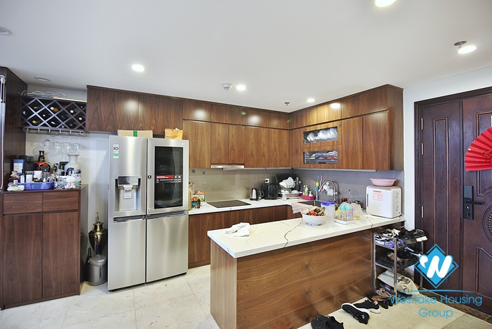 146sqm 3 beds apartment for rent in D'Leroi Soleil buidling, Xuan Dieu, Tay Ho