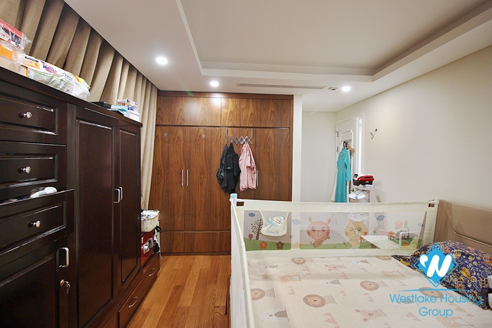 146sqm 3 beds apartment for rent in D'Leroi Soleil buidling, Xuan Dieu, Tay Ho