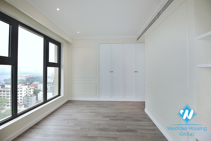 Brand new 3 beds apartment for rent in D'leroi Soleil building, Xuan Dieu, Tay Ho