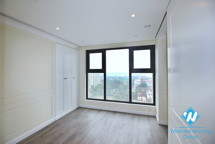 Brand new 3 beds apartment for rent in D'leroi Soleil building, Xuan Dieu, Tay Ho