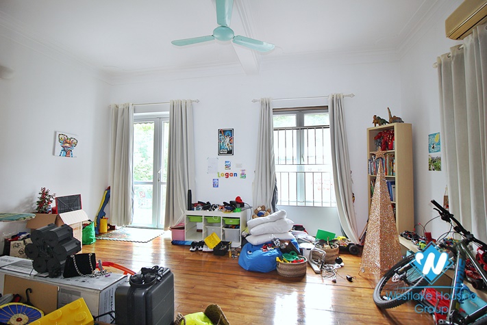 Swimming pool house for rent in Xom Chua, Dang Thai Mai, Tay Ho