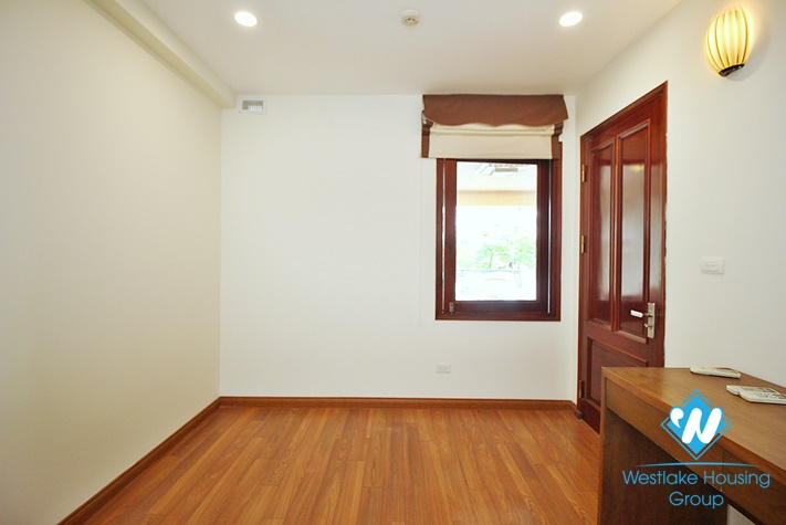 03 bedrooms apartment for rent on Quang An st, Tay Ho District 