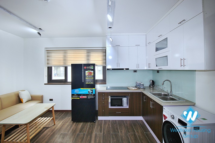 A newly 2 beds apartment for rent in Dang Thai Mai st, Tay Ho