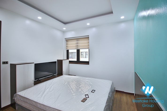 A newly 2 beds apartment for rent in Dang Thai Mai st, Tay Ho