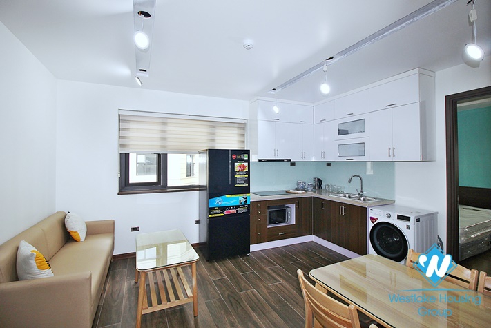 A newly 2 beds apartment for rent in Dang Thai Mai st, Tay Ho