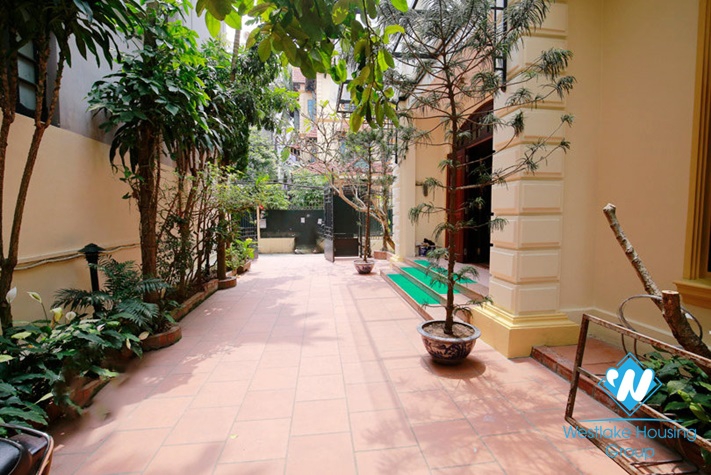 Unfurnished house with nice court yard terrace in Tay Ho, Hanoi