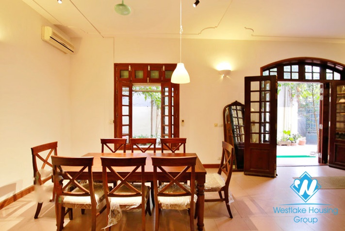 Unfurnished house with nice court yard terrace in Tay Ho, Hanoi