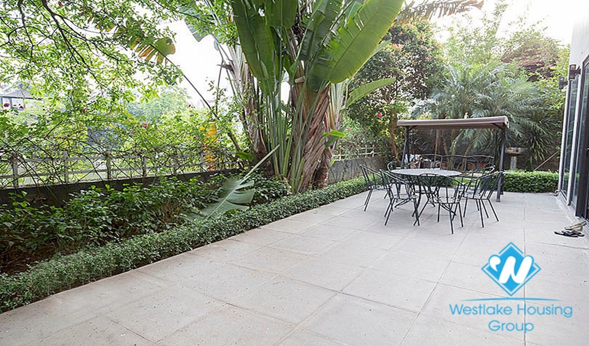 Luxurious 4 beds villa for rent in Ciputra, Tay Ho 