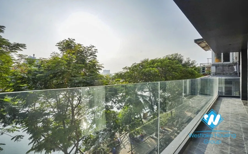 A brand new and modern 1 bedroom apartment in Truc bach, Ba dinh, Ha noi