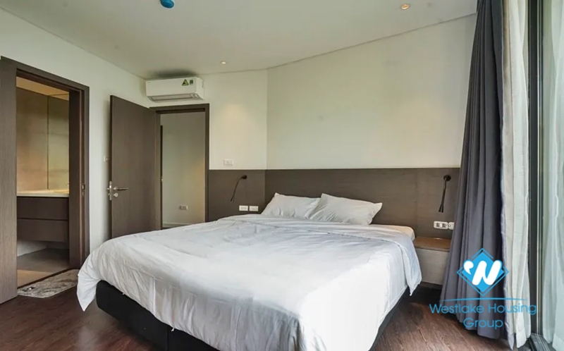 A brand new and modern 1 bedroom apartment in Truc bach, Ba dinh, Ha noi