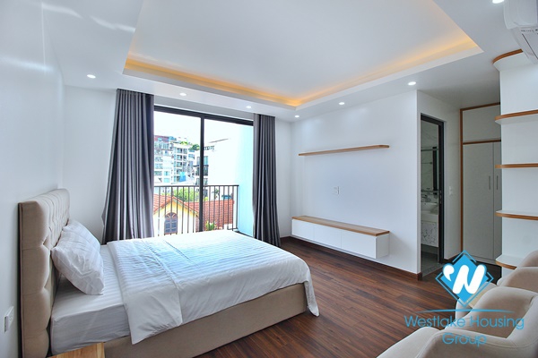 A bright and beautiful 2 bedooms apartment with balcony in Tay ho, Hanoi