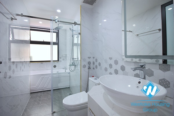 A bright and beautiful 2 bedooms apartment with balcony in Tay ho, Hanoi