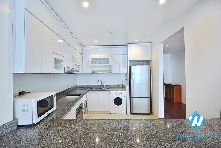 Lake view 03 bedrooms apartment with big balcony for leasing  in Tay Ho area