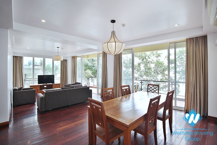 Lake view 03 bedrooms apartment with big balcony for leasing  in Tay Ho area