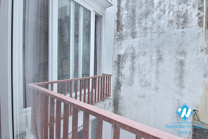 Good quality house with 3 bedrooms for lease in Tay Ho area.