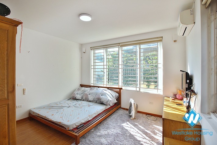 A beautiful 4 bedroom house for rent in Dang thai mai, Tay ho, Ha noi
