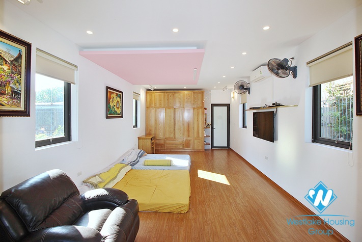 A beautiful 4 bedroom house for rent in Dang thai mai, Tay ho, Ha noi