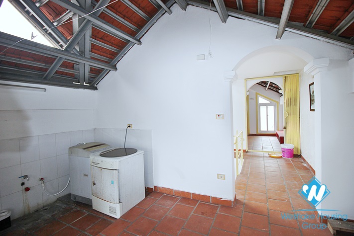 Spacious 6 bedrooms house for rent in Tayho 