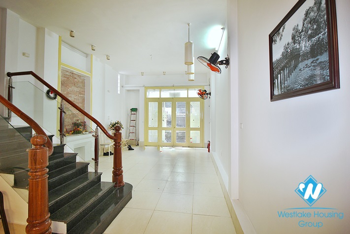 Spacious 6 bedrooms house for rent in Tayho 