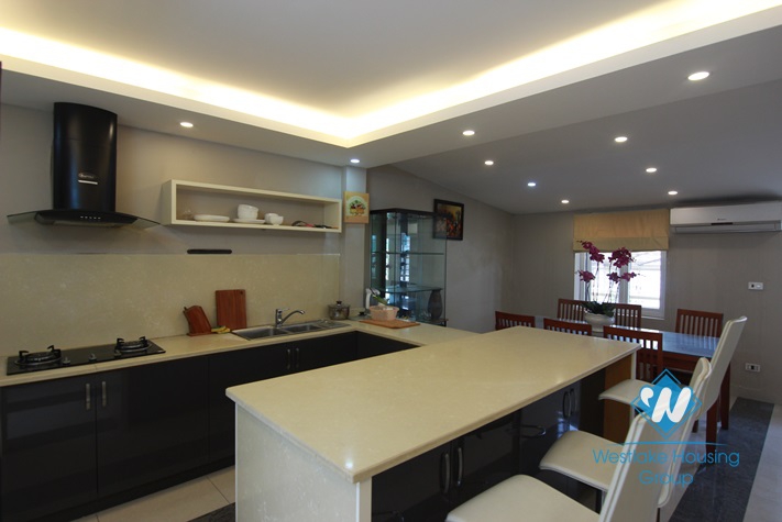 Nice house for rent with large courtyard in Au Co Street, Tay Ho District, Ha Noi