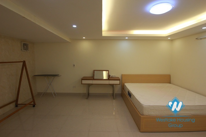 Nice house for rent with large courtyard in Au Co Street, Tay Ho District, Ha Noi