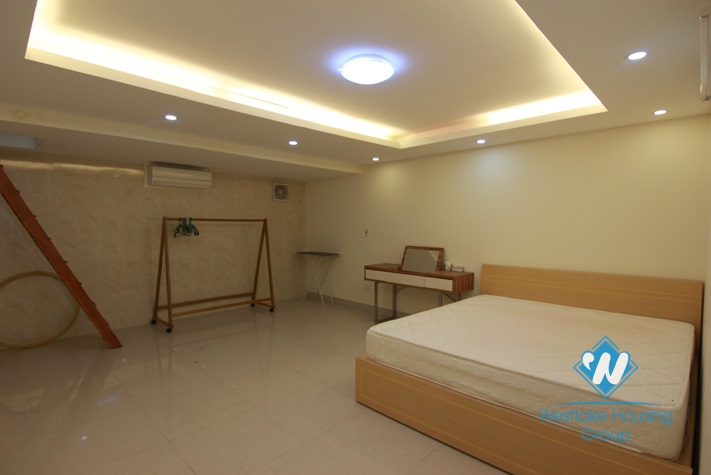 Nice house for rent with large courtyard in Au Co Street, Tay Ho District, Ha Noi