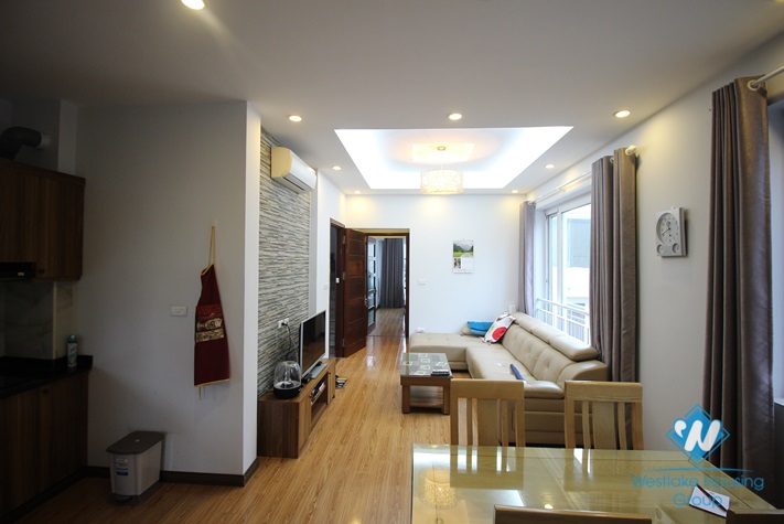 2 bedrooms aprtment with natural light in Dang Thai Mai st for rent