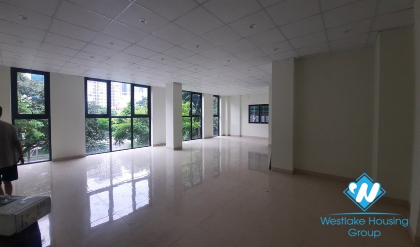 Office for rent in Tran Quang Dieu, Dong Da District, Hanoi