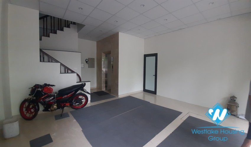 Office for rent in Tran Quang Dieu, Dong Da District, Hanoi