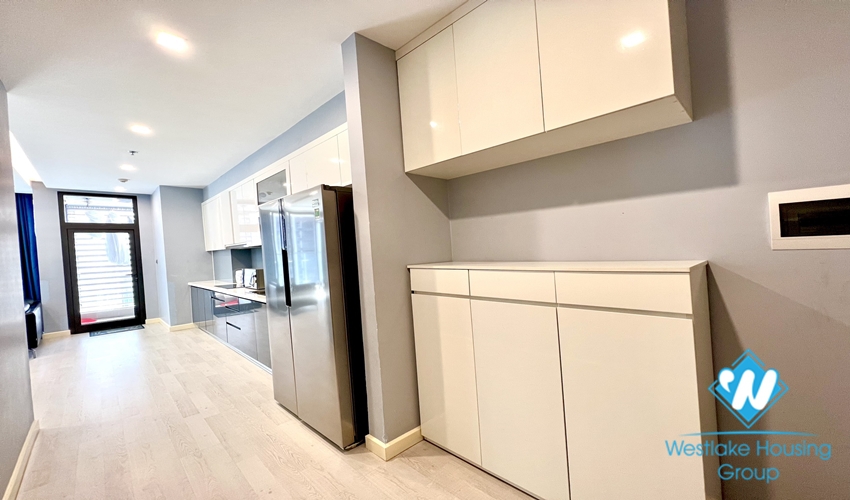 2 bedroom apartment for rent at M2 Vinhome Metropolis, Ba Dinh.HN.