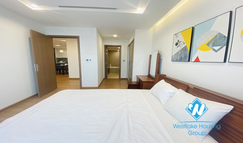 Nice four bedrooms apartment for rent in Vinhome Metropolis, Ha Noi
