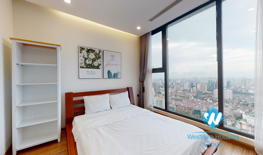 Nice four bedrooms apartment for rent in Vinhome Metropolis, Ha Noi