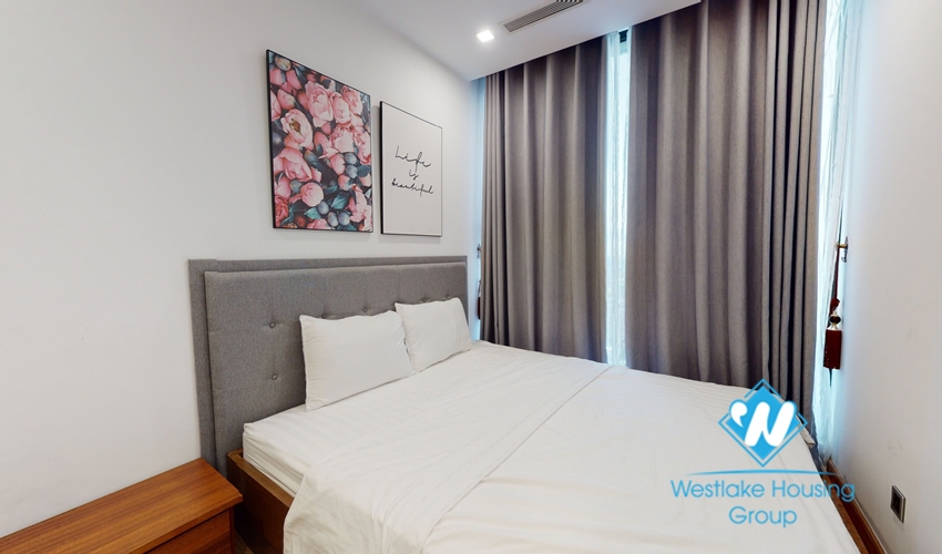 Nice four bedrooms apartment for rent in Vinhome Metropolis, Ha Noi