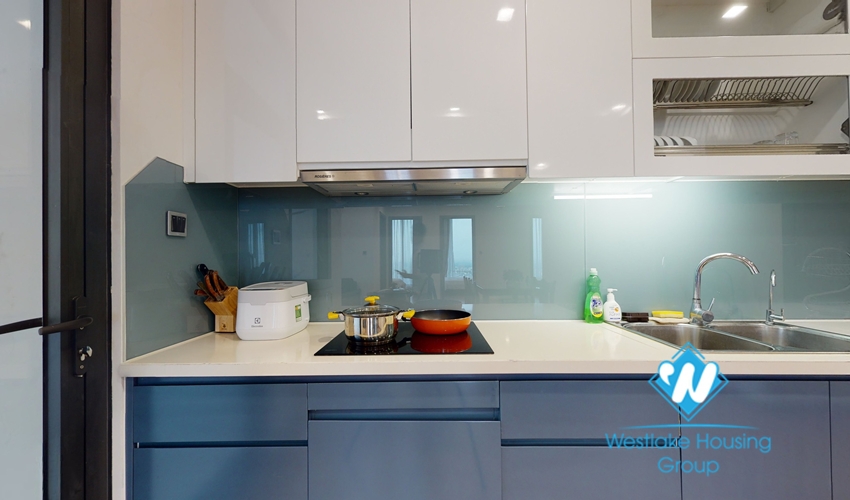 Nice four bedrooms apartment for rent in Vinhome Metropolis, Ha Noi