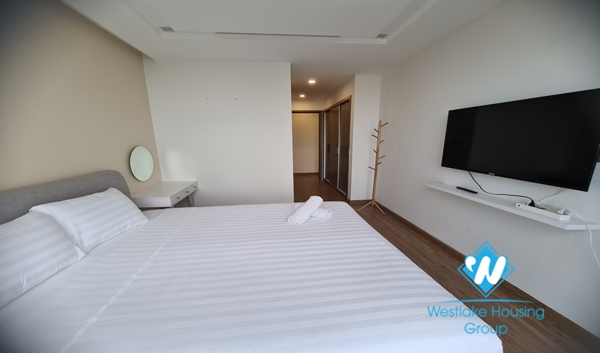 3 bedroom apartment for rent at M3 Vinhome Metropolis, Ba Dinh.