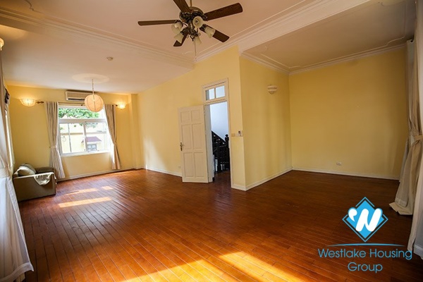 A spacious 5 bedroom house with swimming pool in Tay ho, Hanoi